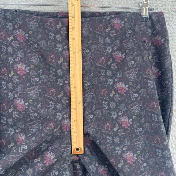 Chicos Pants Womens 3 US 16 Black Multi Floral Ponte Stretch Leggings Pull On - Picture 9 of 12